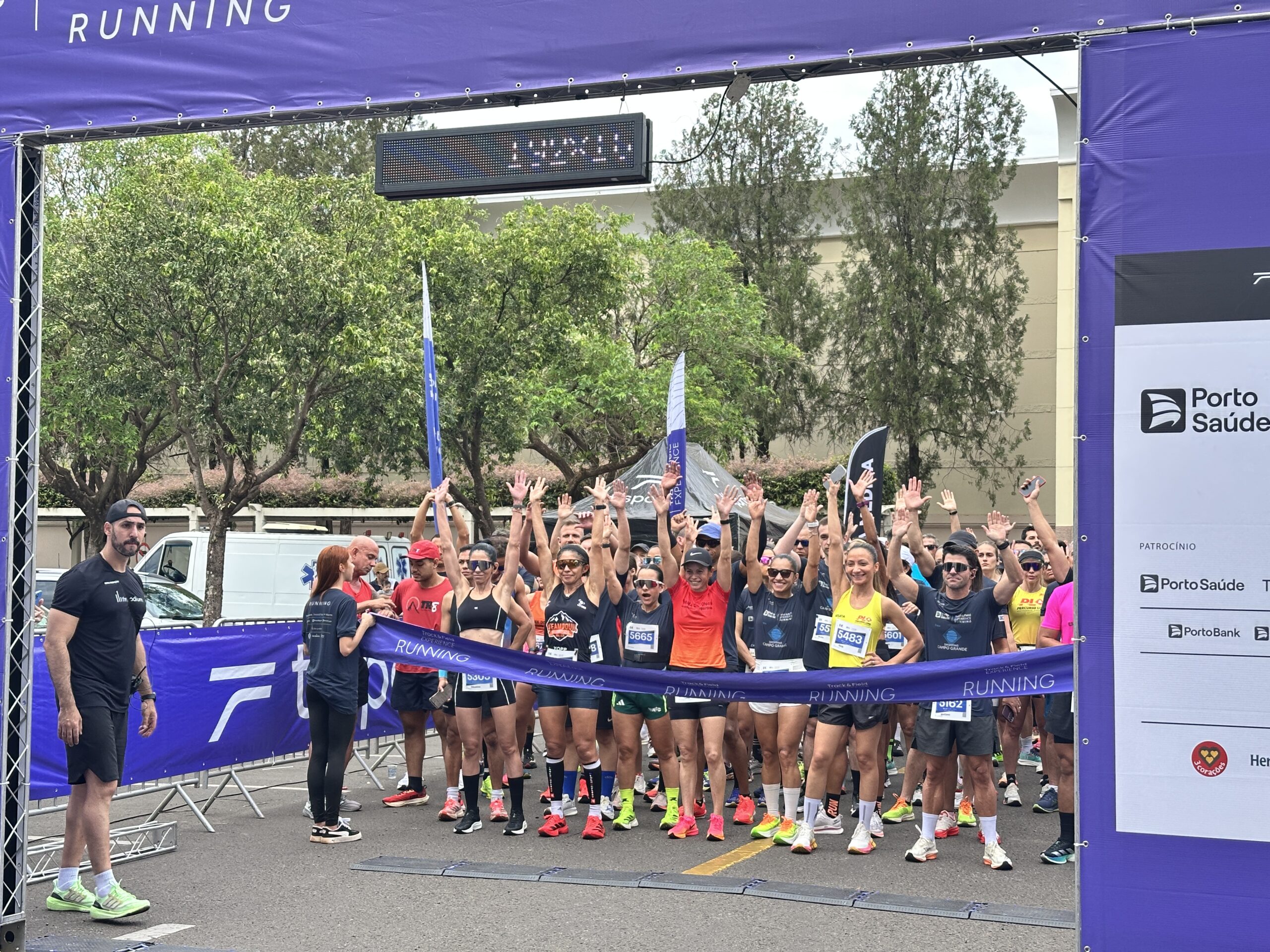 Track&Field Experience Running reúne 1.200 corredores no Shopping Campo Grande