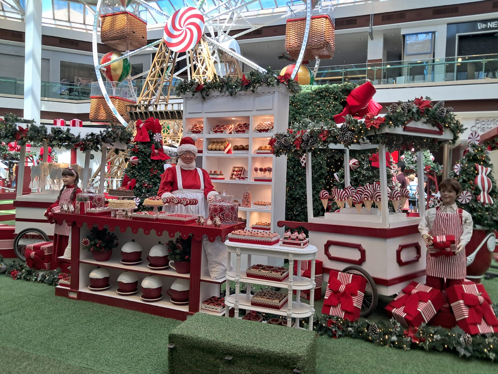 Estreias no cinema, memórias com o “Bom Velhinho” e clima natalino marcam a chegada de dezembro no Shopping Campo Grande